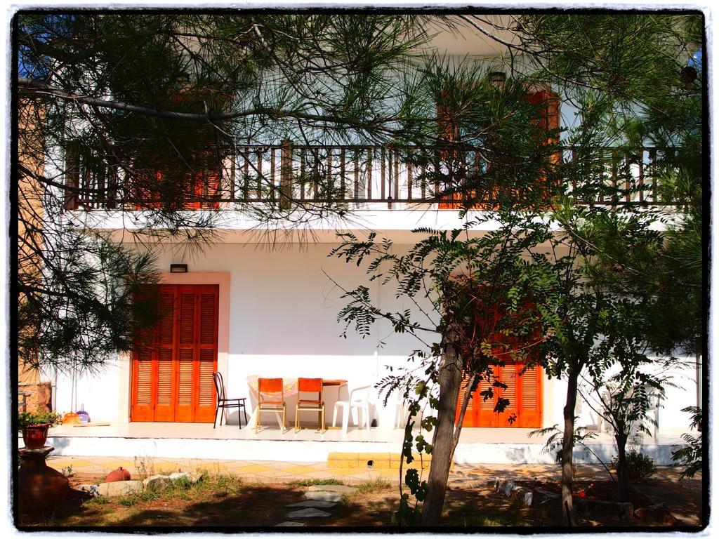 לימנריה Studios Thanasis מראה חיצוני תמונה