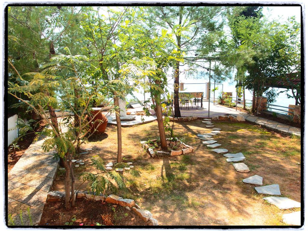 לימנריה Studios Thanasis מראה חיצוני תמונה