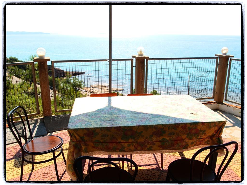 לימנריה Studios Thanasis מראה חיצוני תמונה